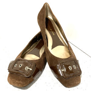 Bandolino brown suede leather flats slip on shoes US 7.5M faux patent buckle